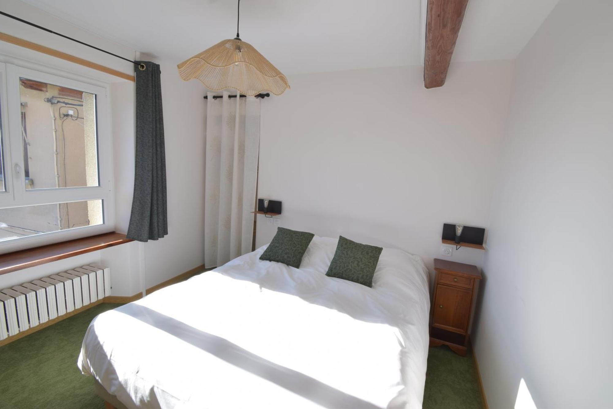 Hotel Les Chenets Saint-Julien-en-Champsaur Екстериор снимка