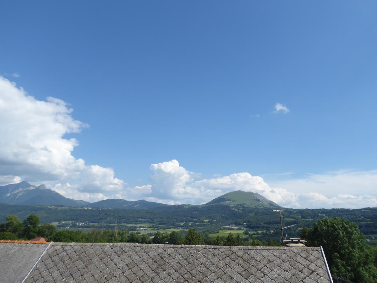 Hotel Les Chenets Saint-Julien-en-Champsaur Екстериор снимка